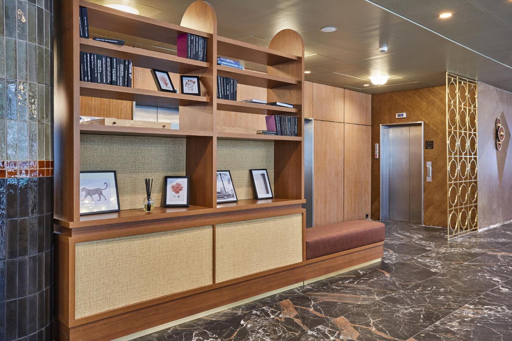 Voco Paris - Porte De Clichy By Ihg Exterior photo