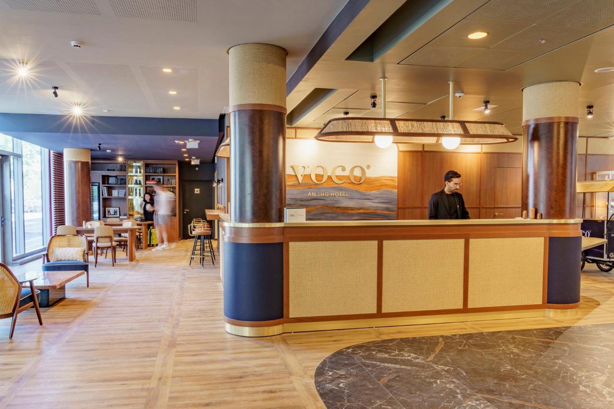 Voco Paris - Porte De Clichy By Ihg Exterior photo